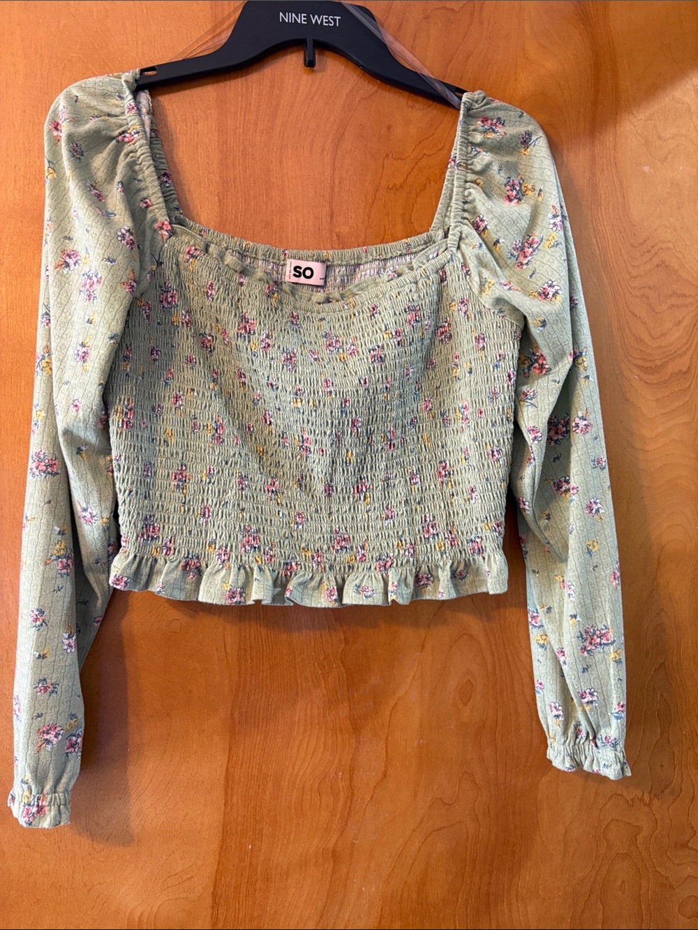 SO Sage Green Floral Smocked Long-Sleeve Crop Top Large